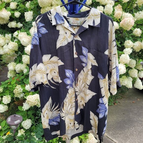Tommy Bahama Other - Tommy Bahama Silk Tropical Floral & Palm Leaf Button Front Shirt size Medium